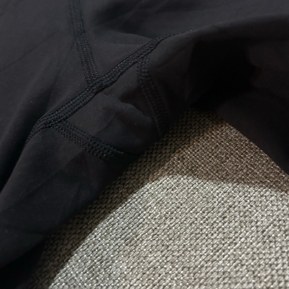 Lululemon Wunder Train High-Rise Crop 23"
Black (First Release) - Picture 6 of 9